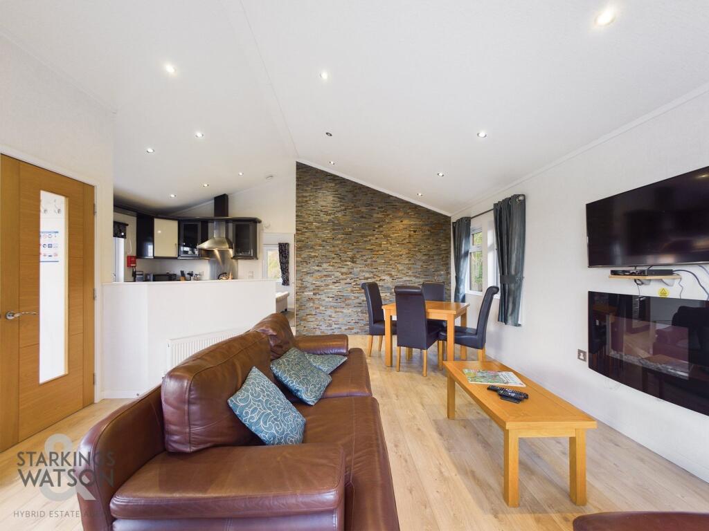 House in Norwich - More