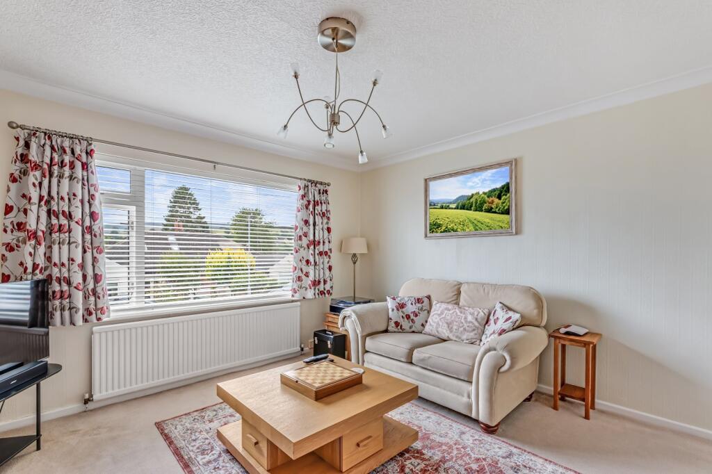 House in Bradford, Addingham - View 4