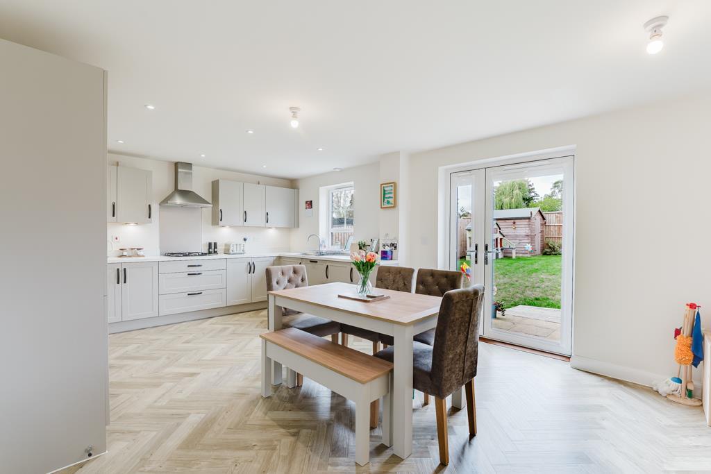 House in Northampton - View 3