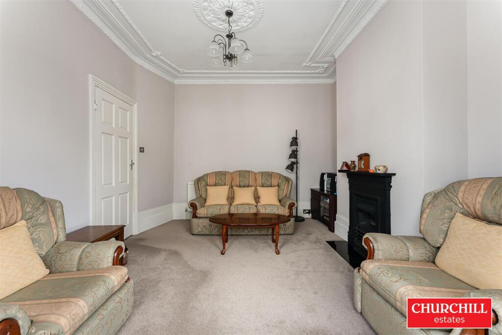 Chertsey Road, Leytonstone photo 4