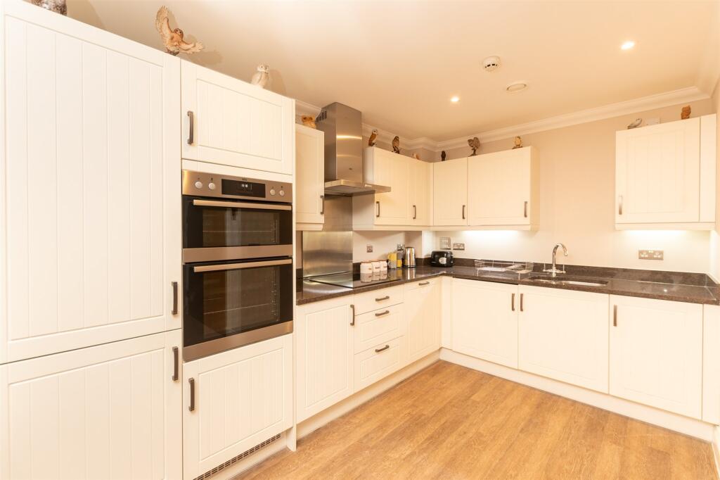 Rowhill Road, Swanley, Kent photo 5