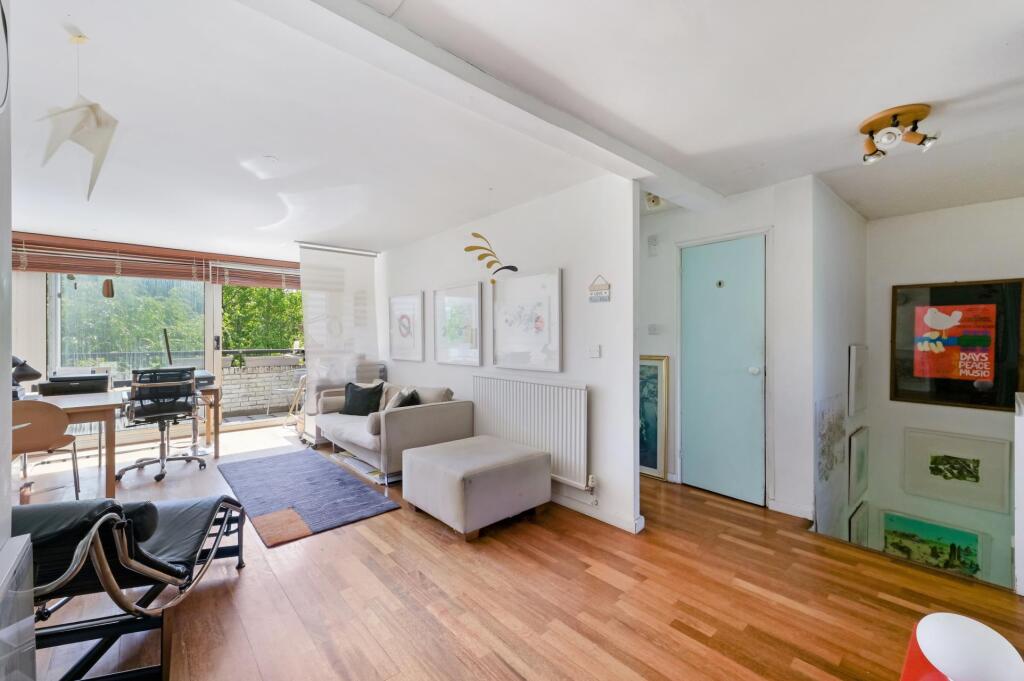 Main image of property: Galba Court, Brentford, TW8