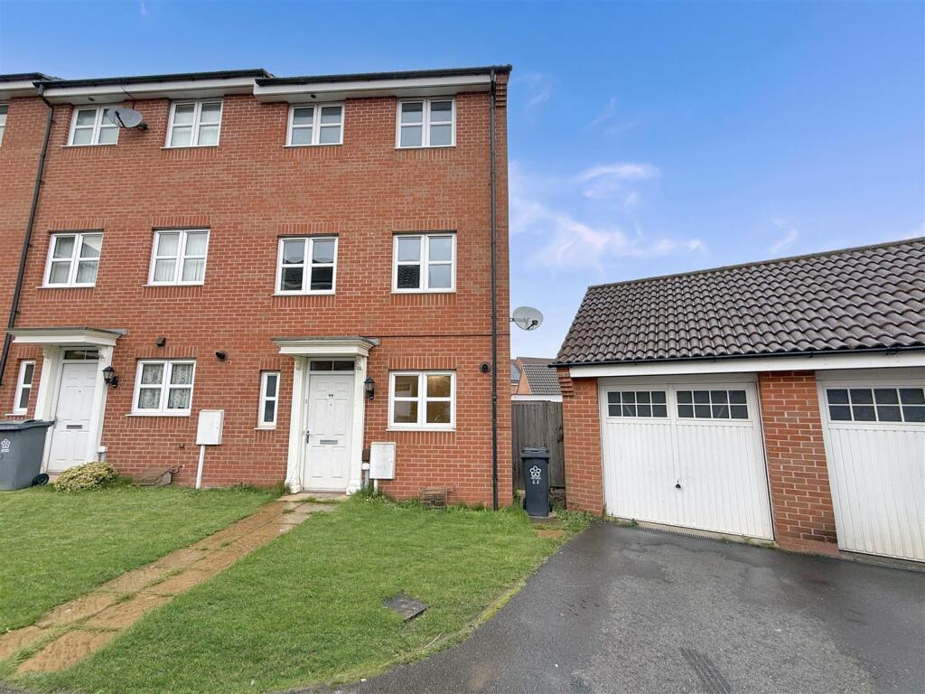 Main image of property: Thornborough Way, Leicester