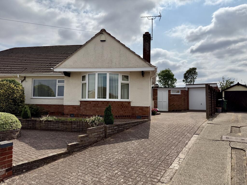 Main image of property: Kilburn Avenue, Oadby, Leicestershire