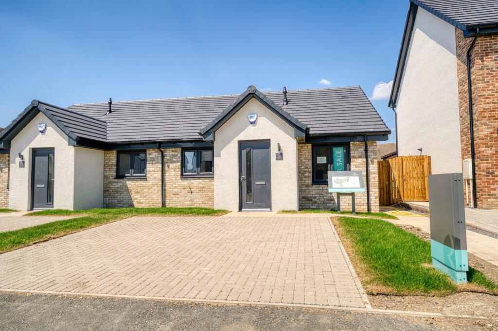 Main image of property: Burnopfield, Tyne and Wear, NE16 6DJ
