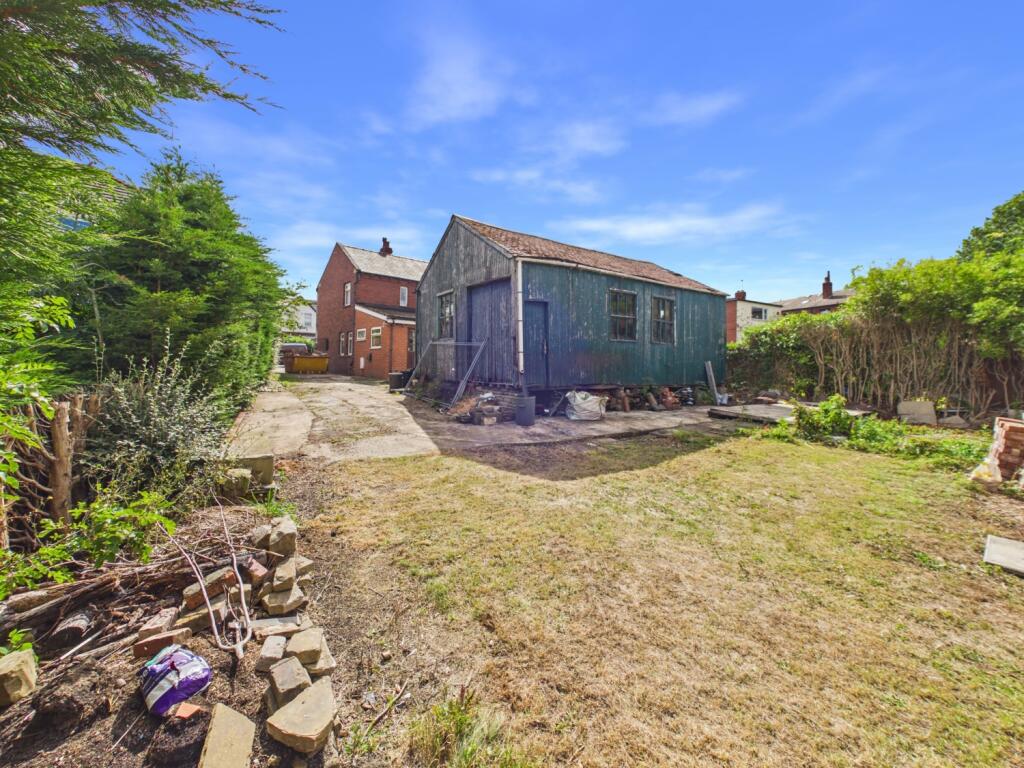 House in Leeds - View 2