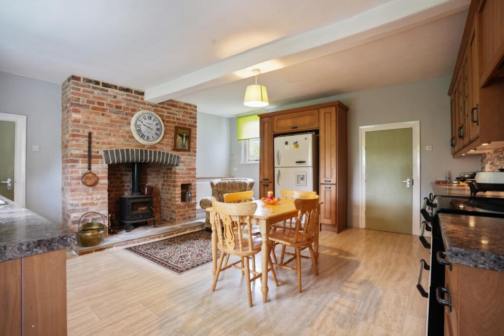 Cushpool House Plantation Road, East Markham, Newark - View 3