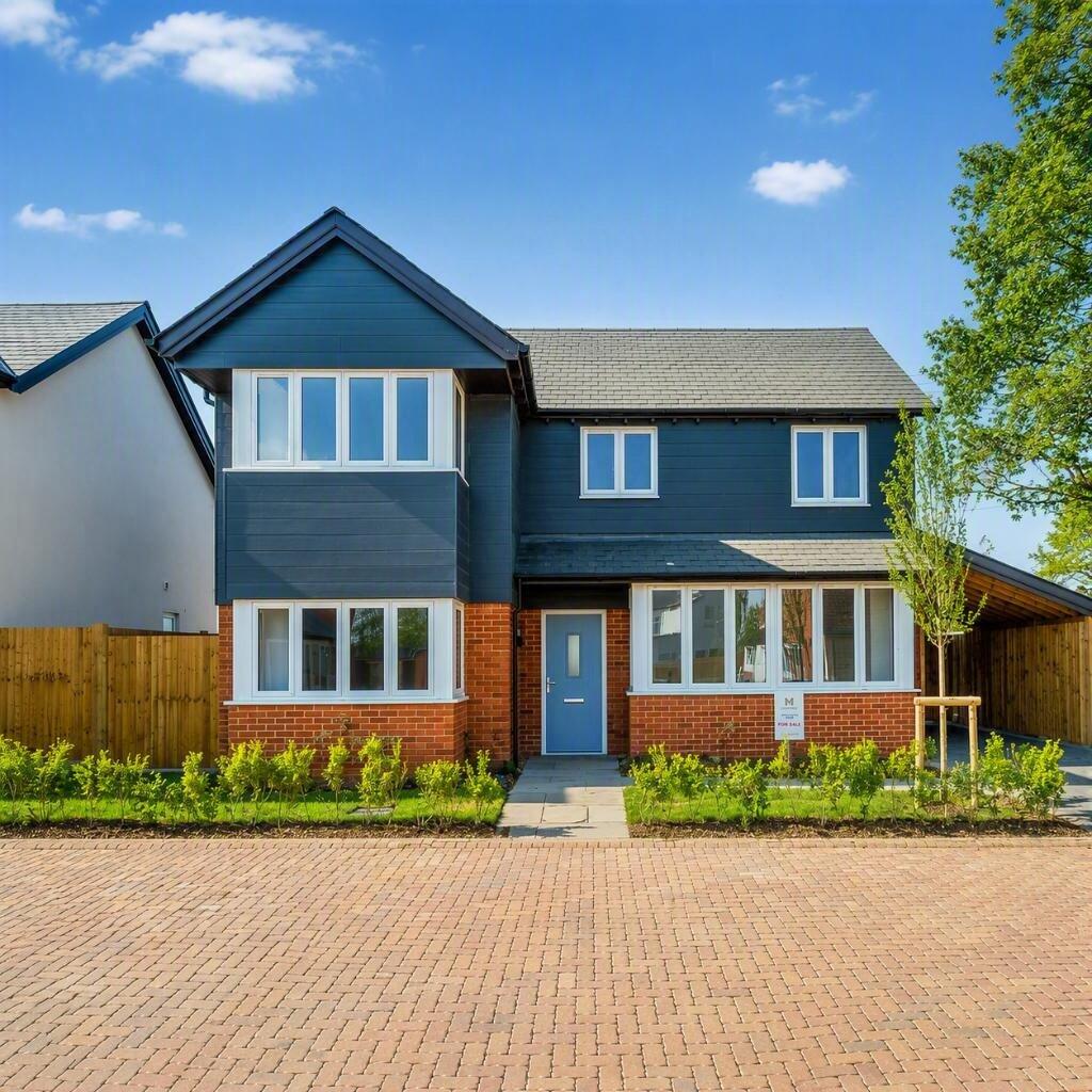 Main image of property: Burdock, Meadowbrook Gardens, Salisbury Road, Old Calmore, SO40