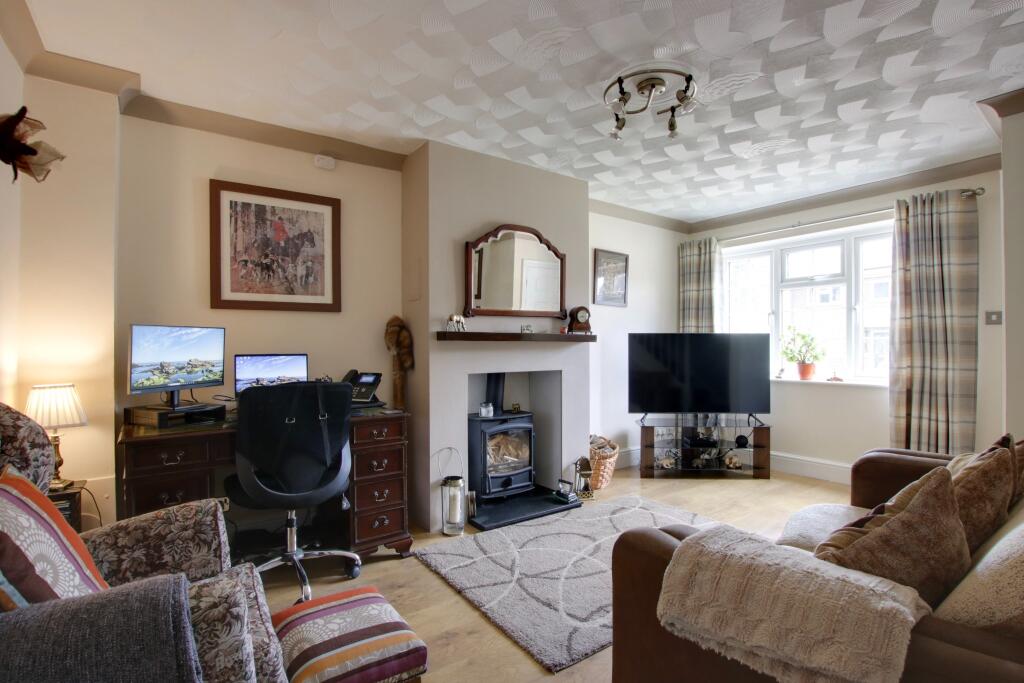 House in Fareham, Hampshire - View 3