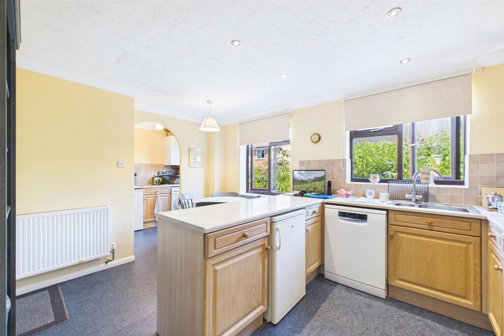 House in Breckland, Scarning - More