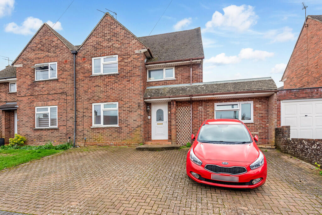 Shepherds Road, Winnall, Winchester photo 2