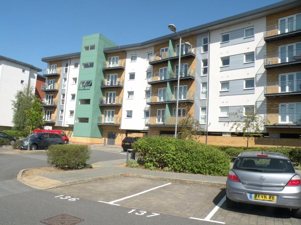 Parkhouse Court, Hatfield, AL10