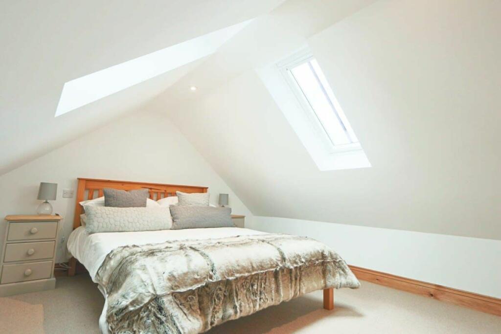 1 bedroom cottage for rent