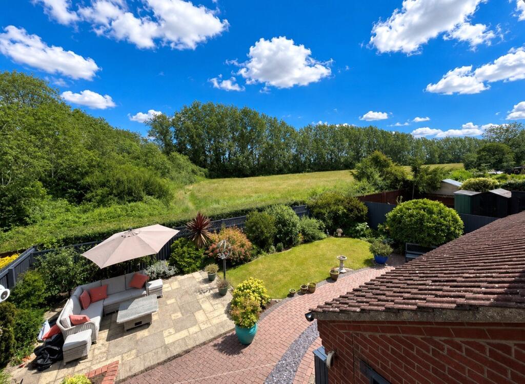 Violet Close, Morton, Bourne, PE10 photo 3