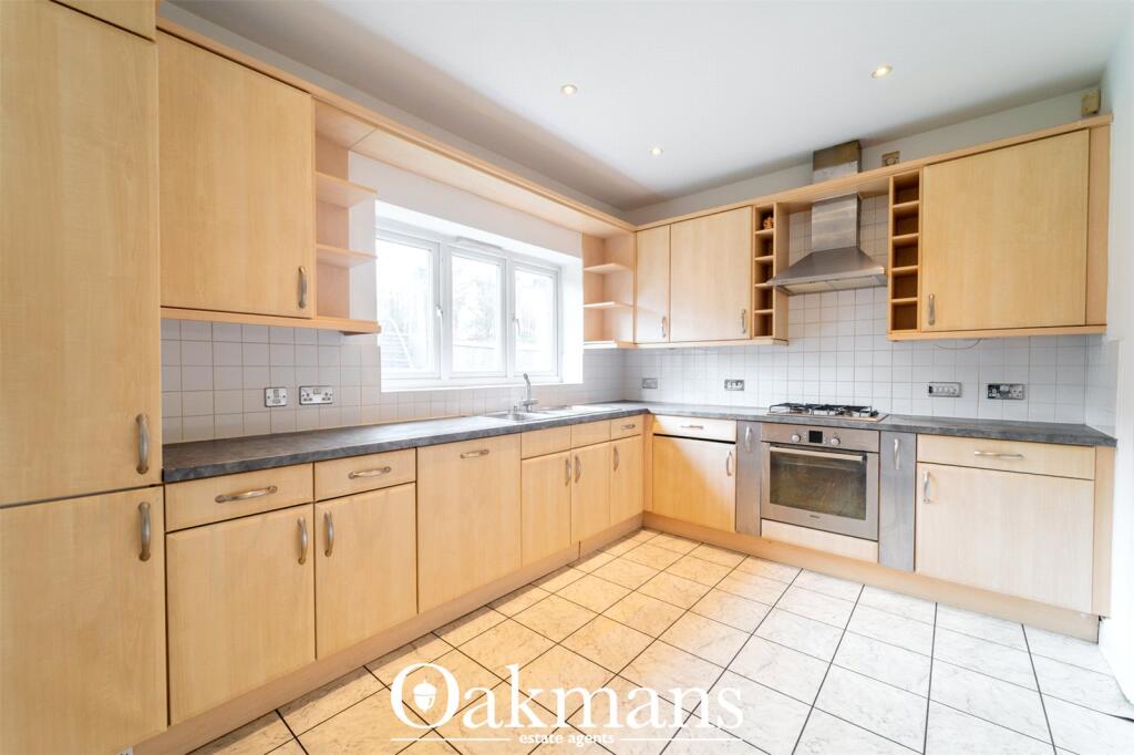 House in Birmingham, West Midlands - View 2