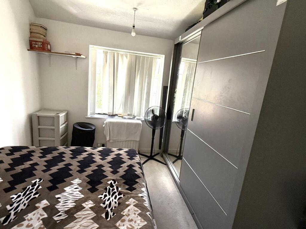 House in Romford - View 2