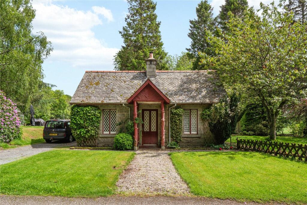 Skene Estate (Lot 5) South Lodge, Dunecht, Westhill, Aberdeenshire - View 2