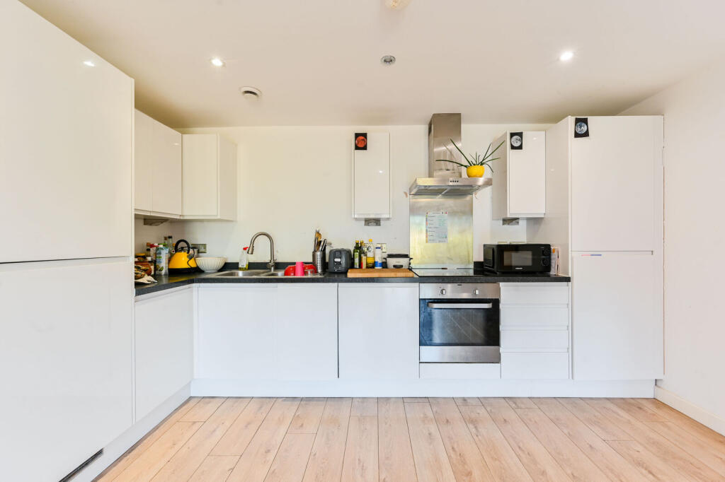 Apartment in London - View 4