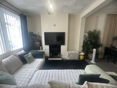 House in Newport, Somerton, Liswerry - View 4
