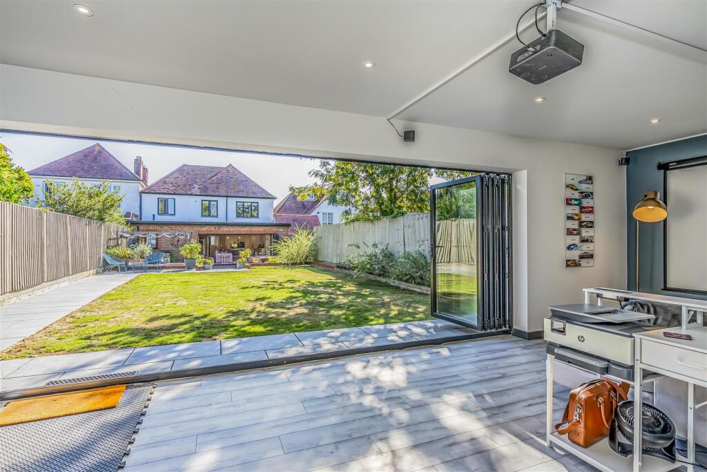 House in Portsmouth - View 2