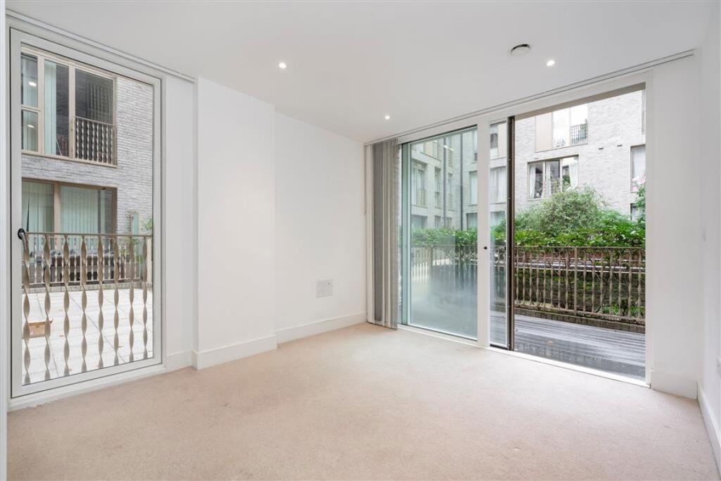 Apartment in London - More