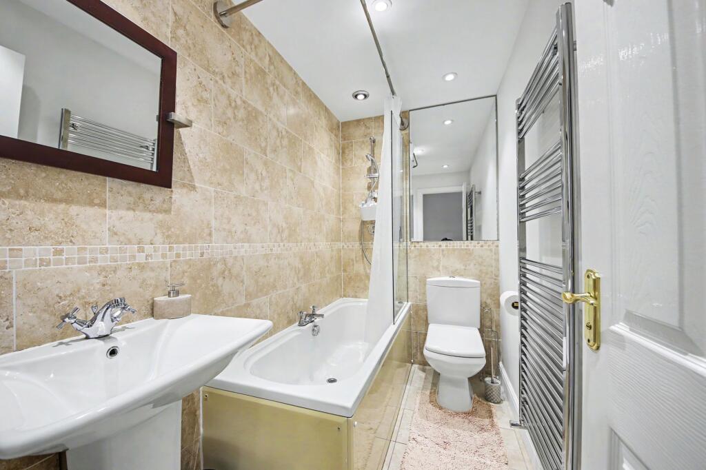 House in Southampton - View 5