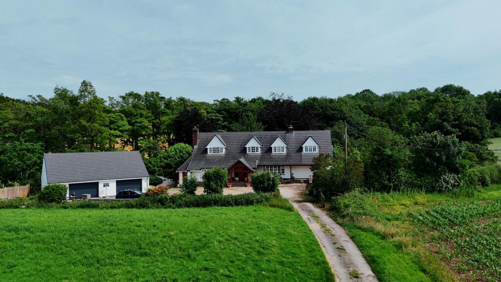Main image of property: Fence Lane, Newbold Astbury, CW12
