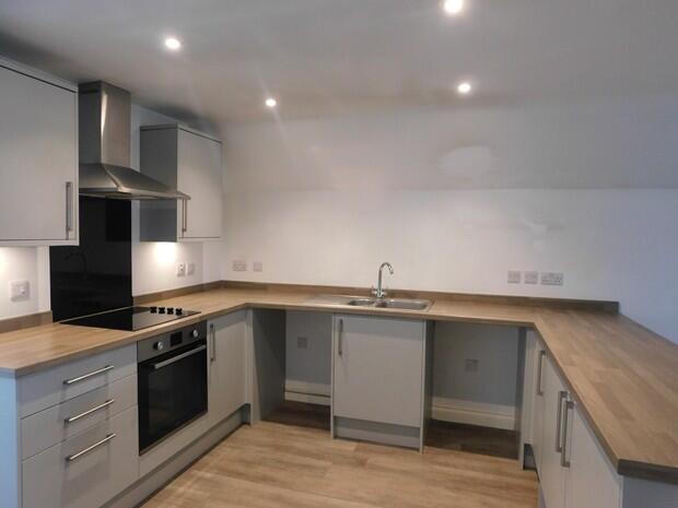 Apartment in Northampton - More
