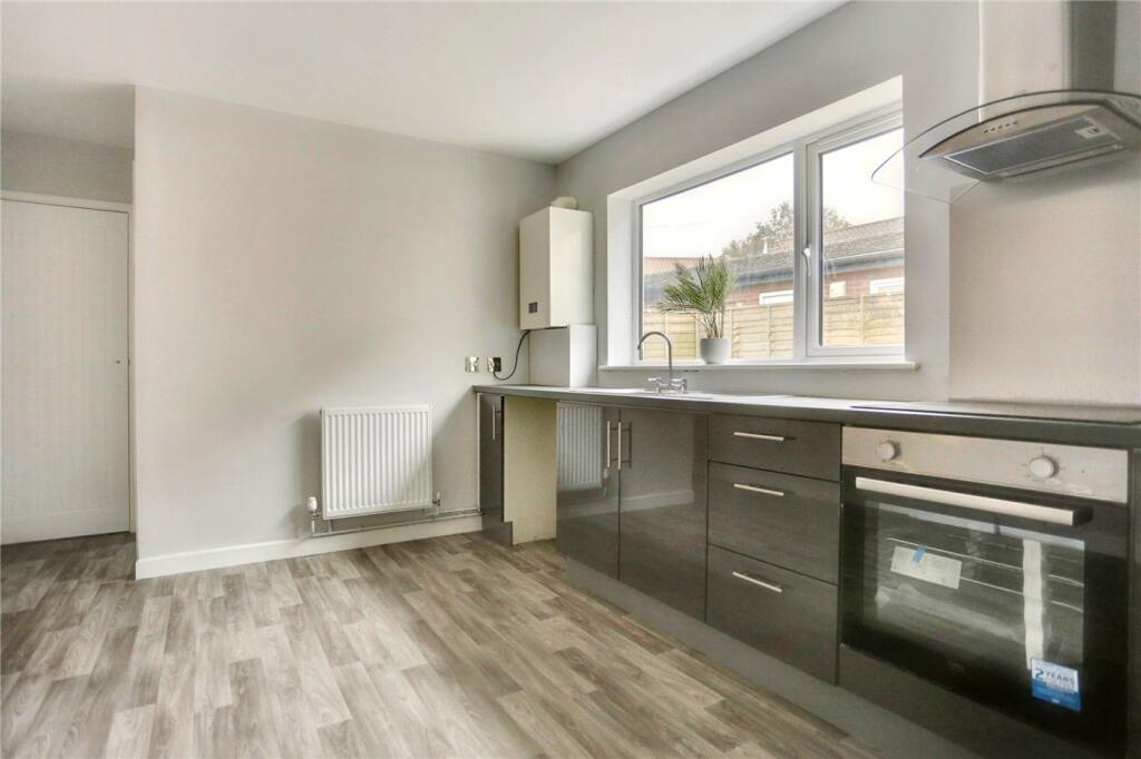 Connaught Plain, Attleborough, Norfolk, NR17 photo 4