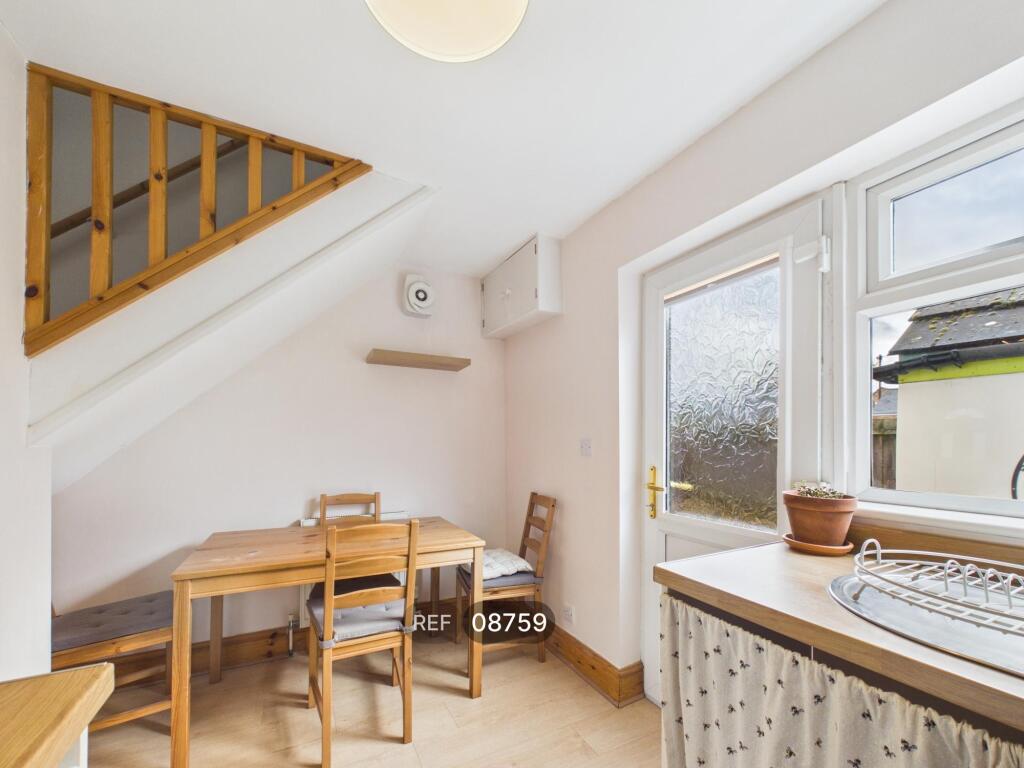 House in Peterborough - View 4