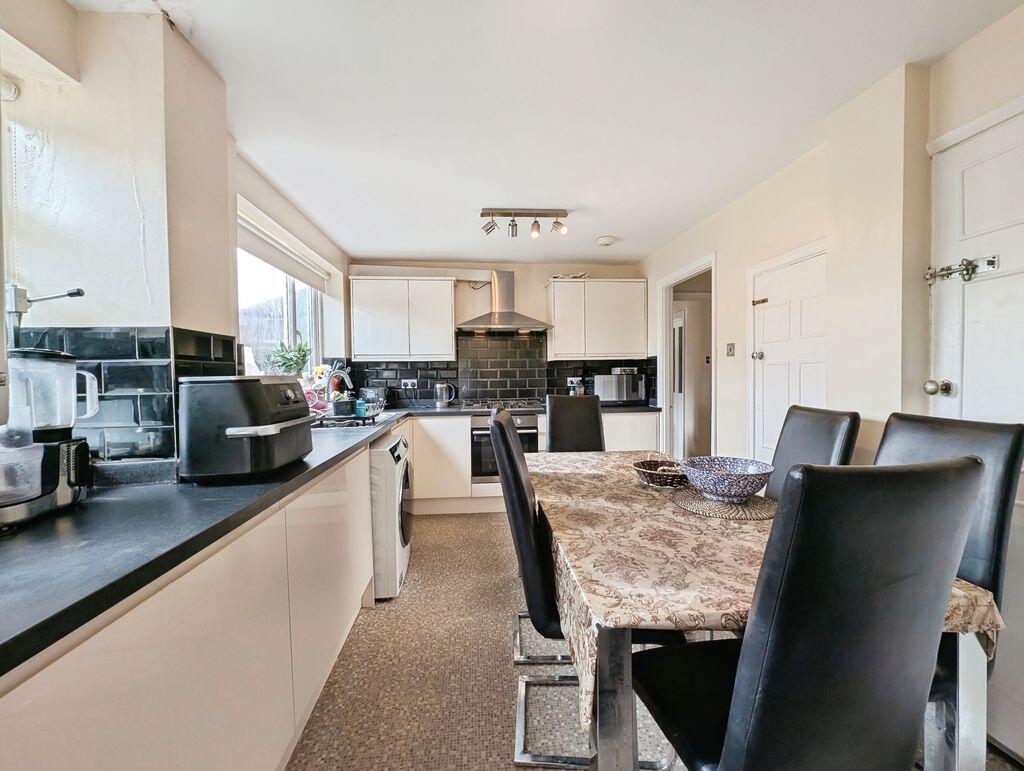 House in Newcastle upon Tyne, Tyne and Wear - More