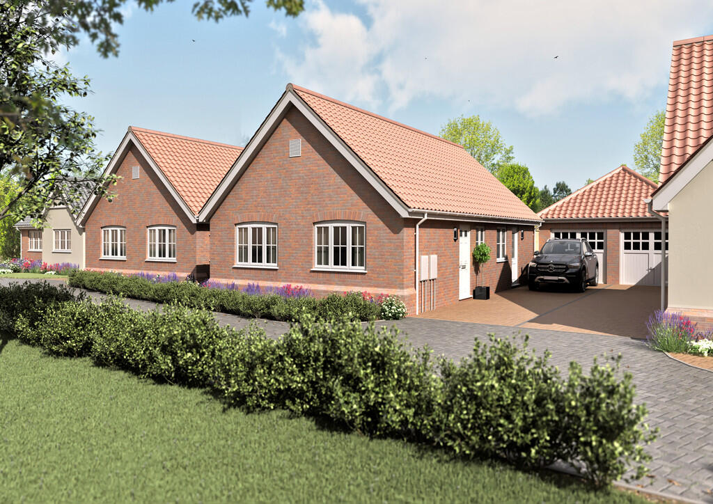 3-bed detached on Orchard Meadow, Scratby, Great Yarmouth, £325,000