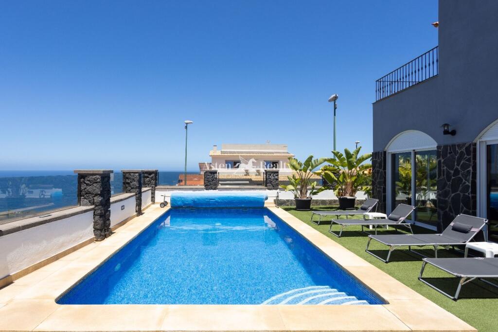 Main image of property: Canary Islands, Tenerife, Puerto de la Cruz