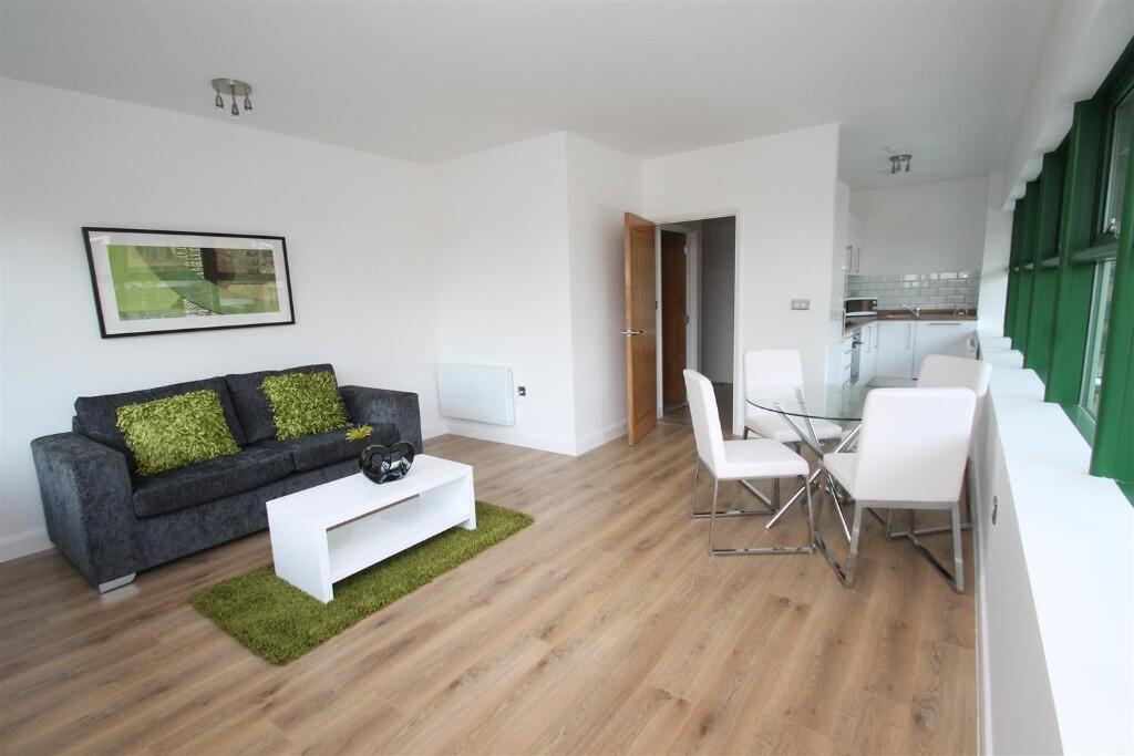 Main image of property: North Thirteenth Street, Milton Keynes, Buckinghamshire, MK9