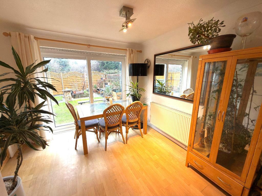 85, Buckingham Drive photo 4