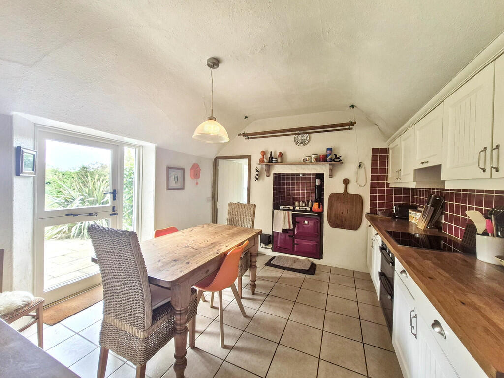 Mawgan photo 4