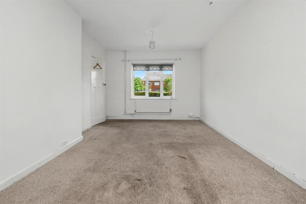 House in Corby - View 3
