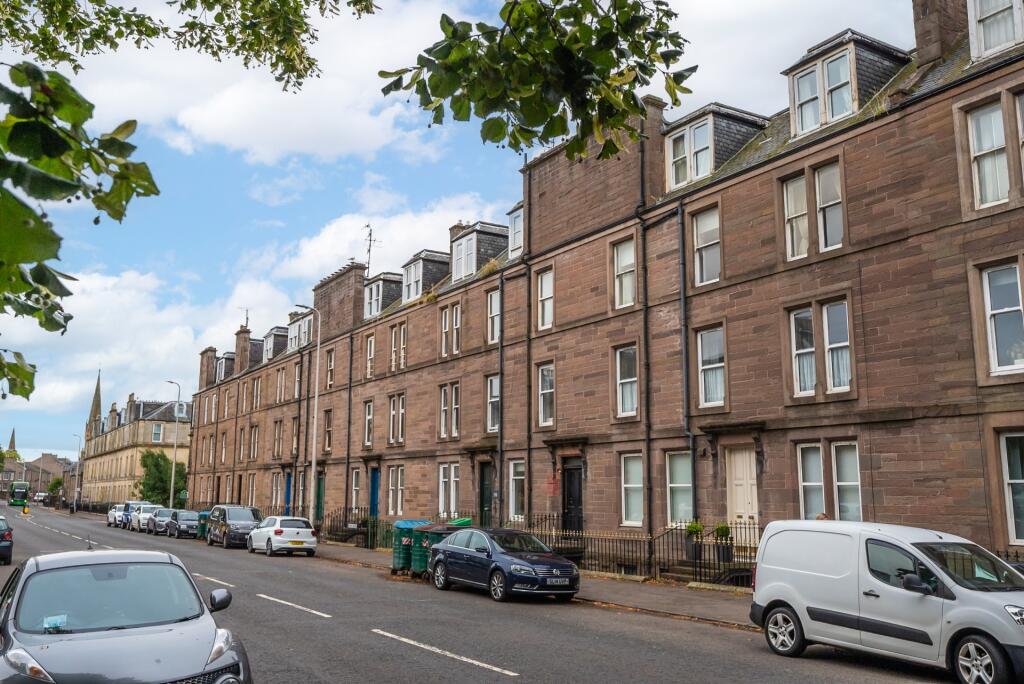 Main image of property: Perth Road, Flat 2-2, Dundee, Dundee, DD2 1EN