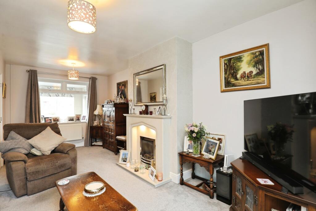 House in Crewe, Weaverham - More