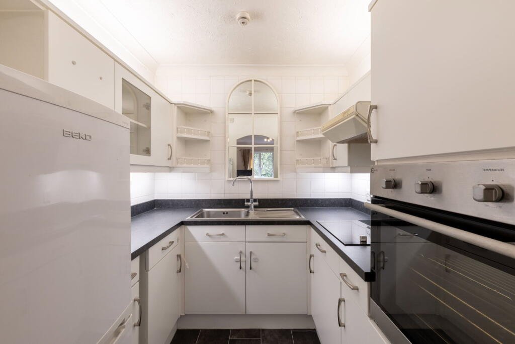 Delamere Lodge, 68, Chester Road, Hazel Grove, Stockport, SK7 5NY photo 4