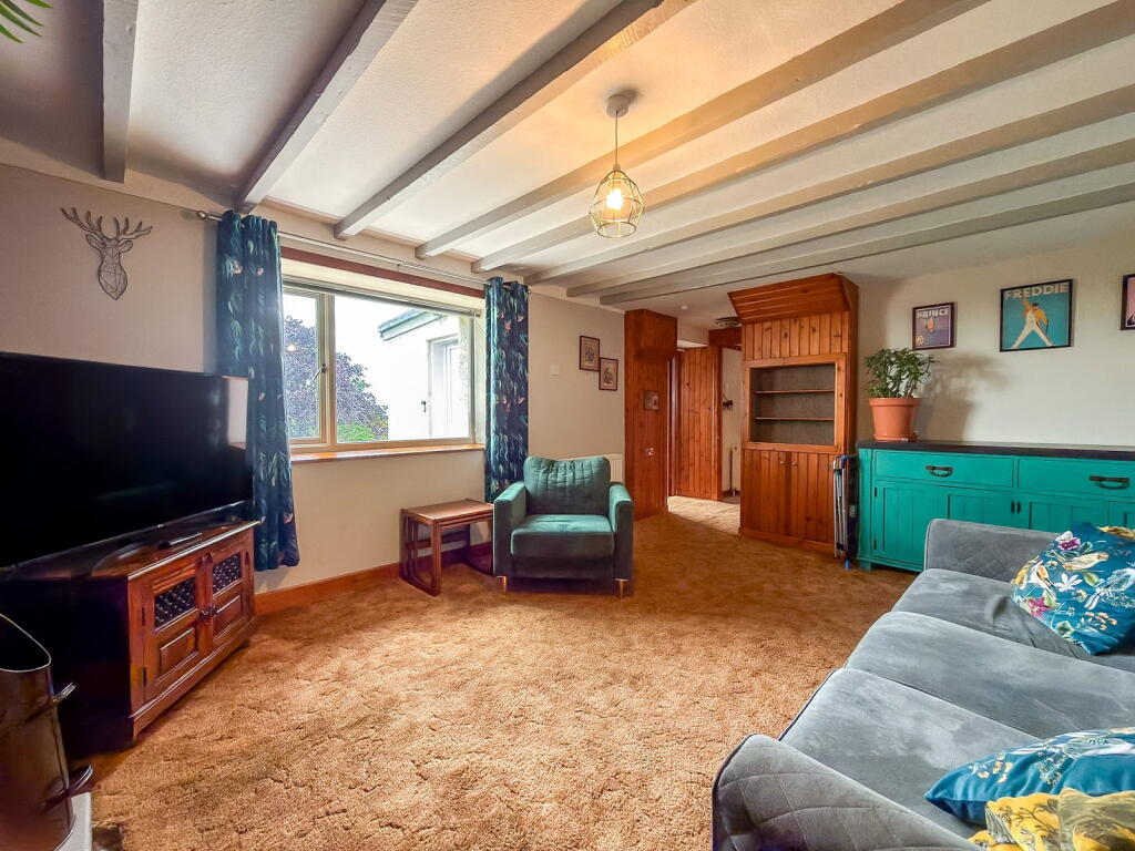 House in Sutherland KW9 6NE, Highland - More
