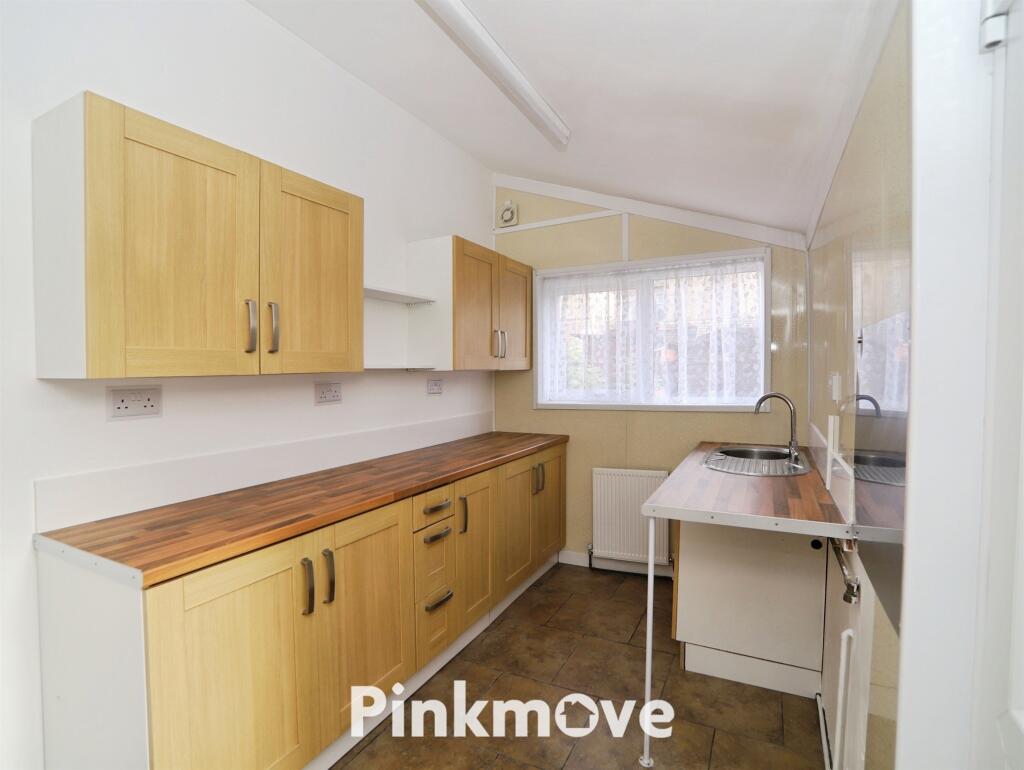 House in Newport, Eveswell, Beechwood - View 4
