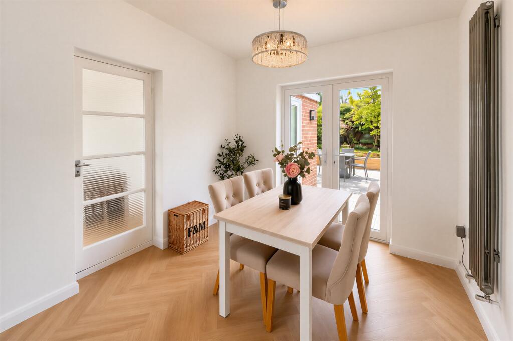 House in Worthing, West Sussex - View 4