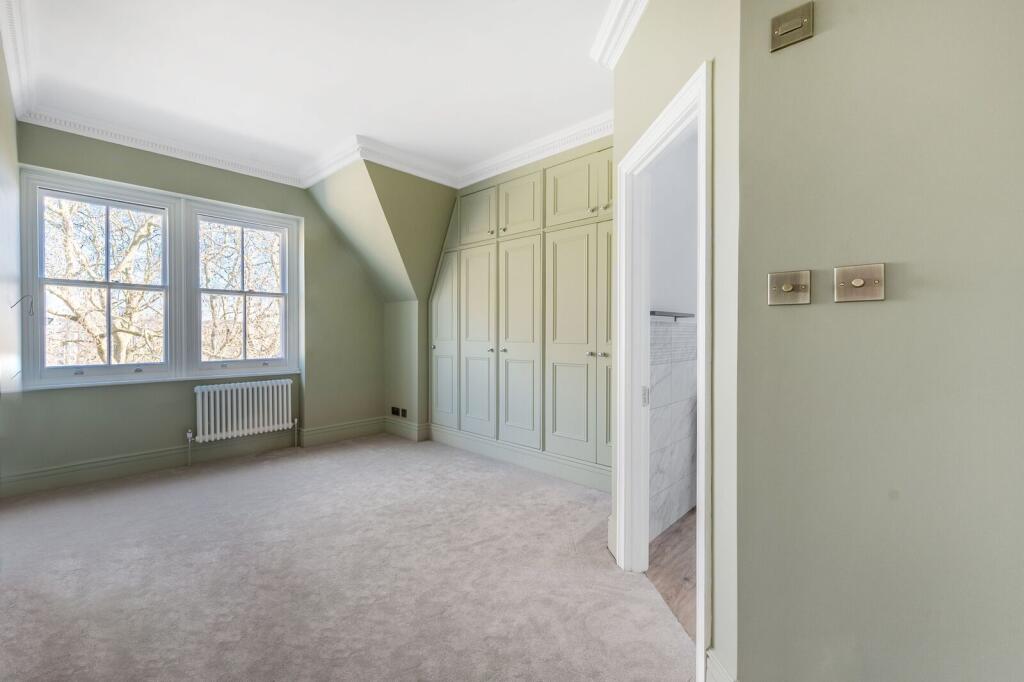 Apartment in London - View 4