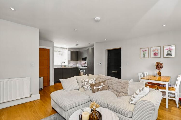 House in Cherwell, Caversfield - More