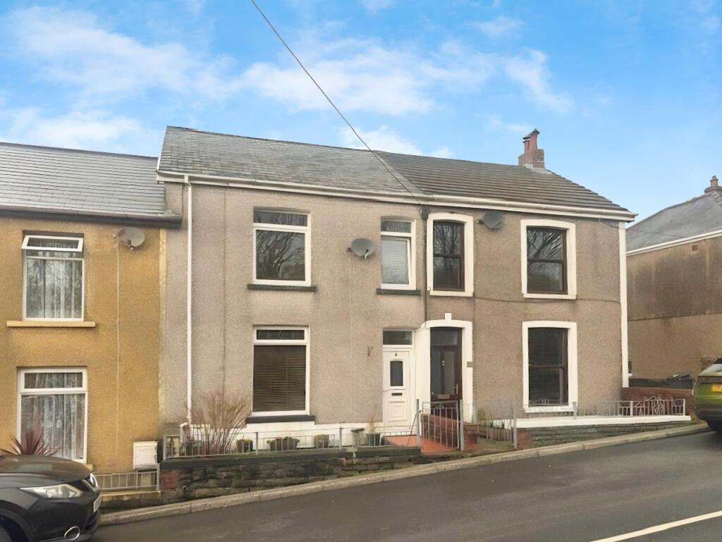 Main image of property: Neath Road, Crynant, Neath, SA10 8RS, GB