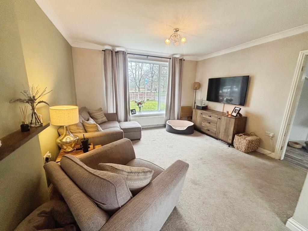 House in Lincoln, Hartsholme - View 2