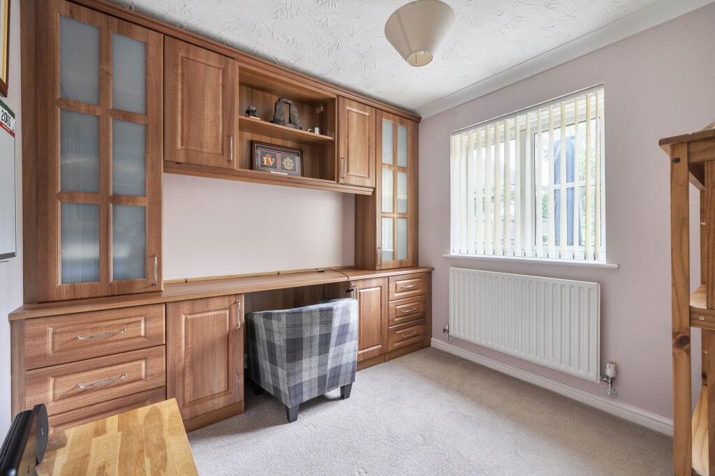 House in Amesbury - More