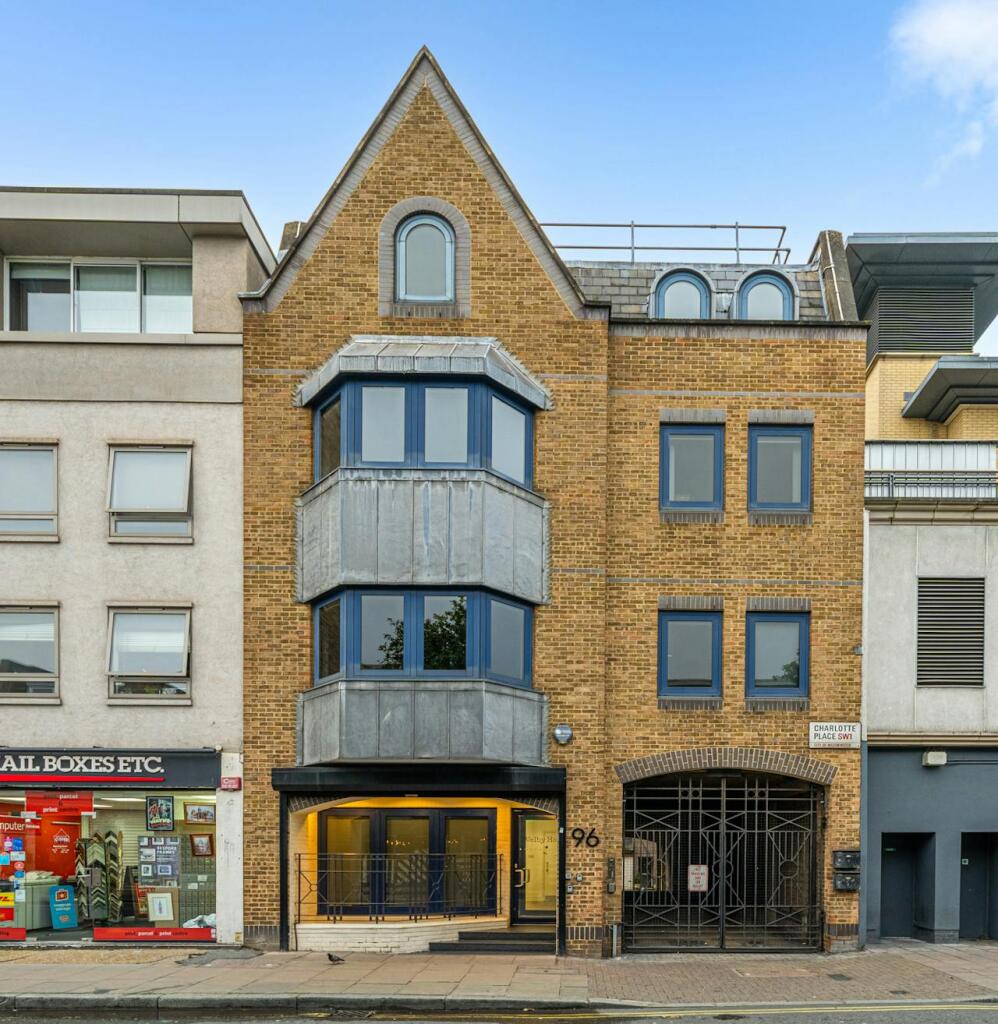 Main image of property: 96 Wilton Road, London, SW1V 1DW