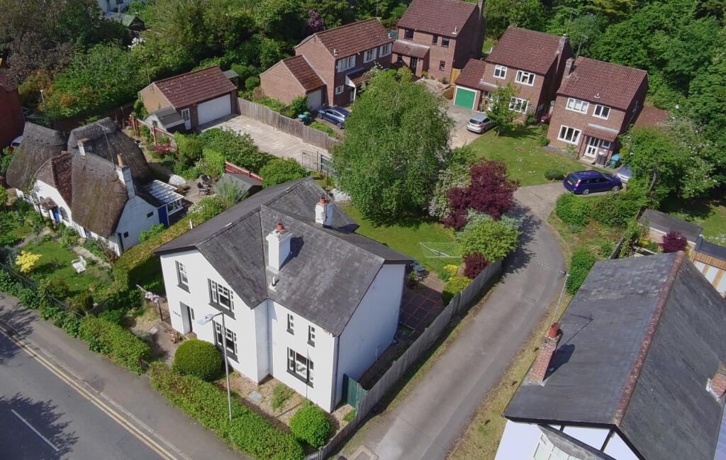 Main image of property: Moreton Road, Buckingham, Buckinghamshire, MK18